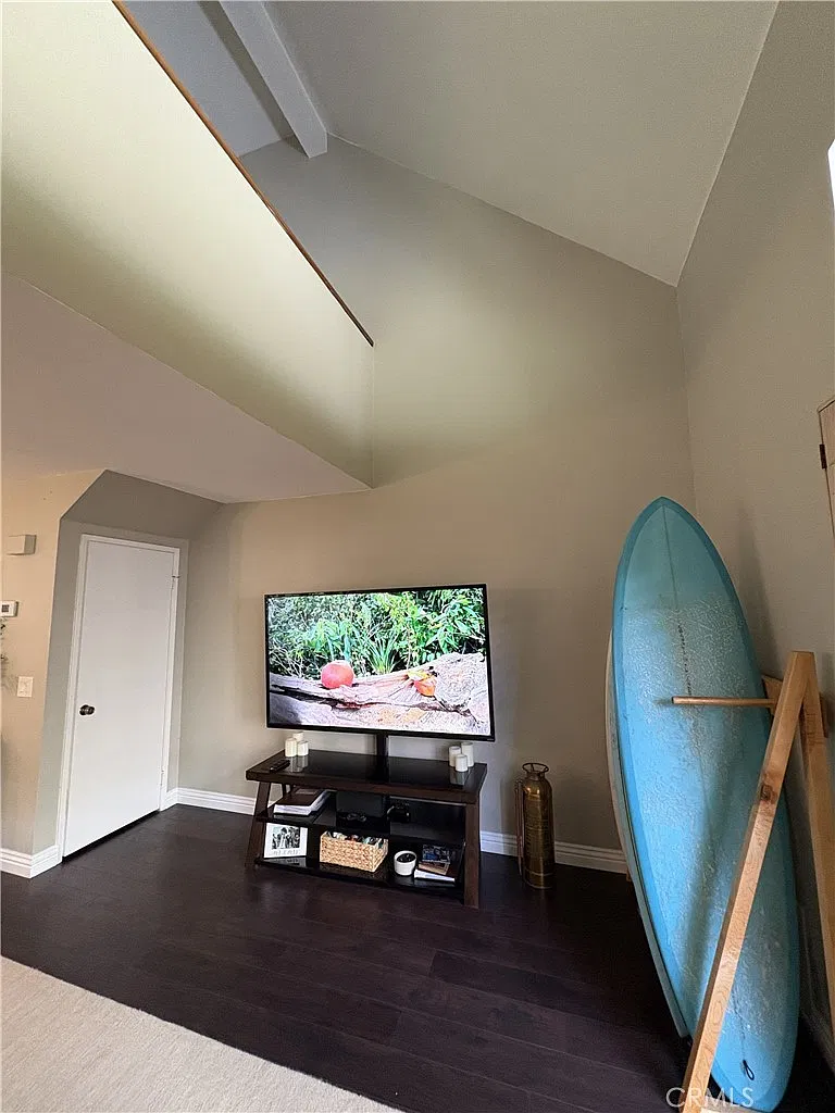 1 bed, 1.5 bath, 899 sqft, $2,800 — Photo 3
