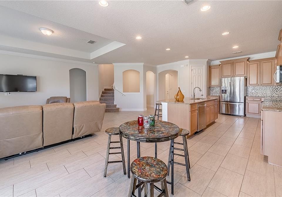2nd image of 11855 Taranto Ln