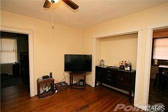 5th image of 4921 Parker Ave