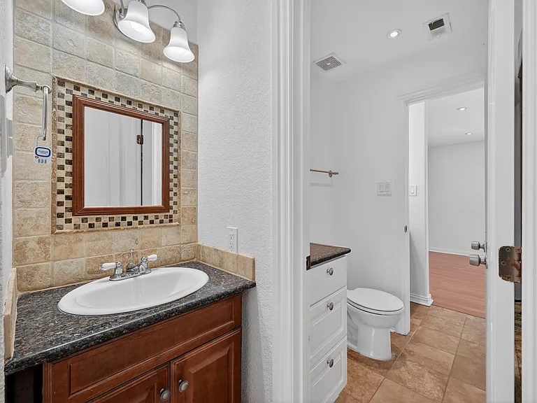 6111 Beverly Hill St #46 — Photo 26