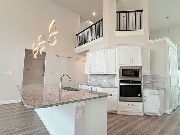 4th image of 315 Chandan Way