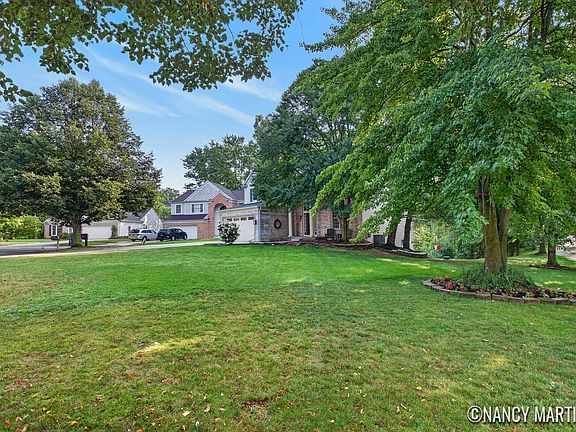 4th image of 2554 Woodcreek Ct SE