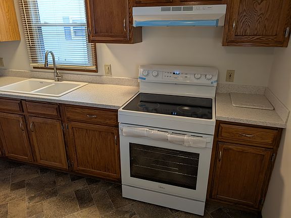 4th image of 1331 Borden Rd #R