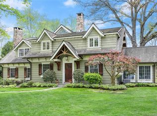 35 Hawthorne Rd, New Canaan, CT 06840