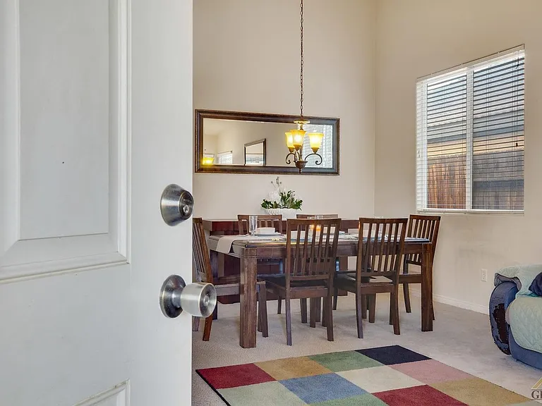 11705 Stellar Ave — Photo 3