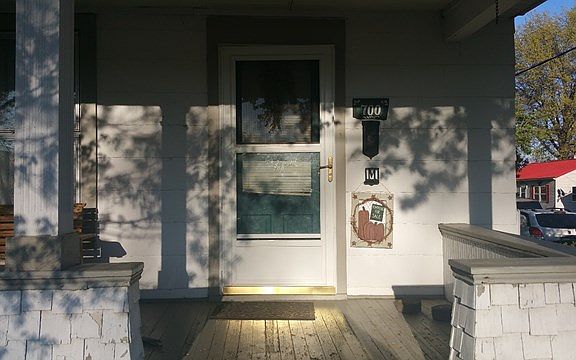 3rd image of 700 Earl St