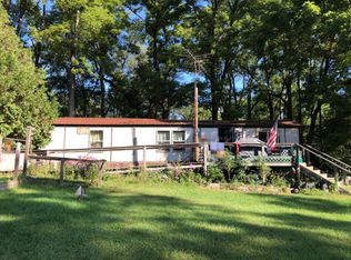 1760 S Forest Hills Dr, White Cloud, MI