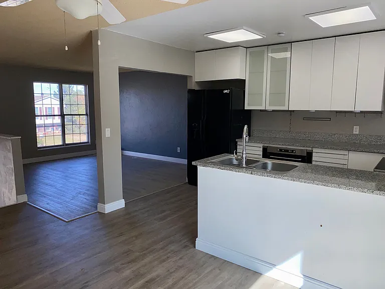 18528 E Kansas Pl — Photo 29