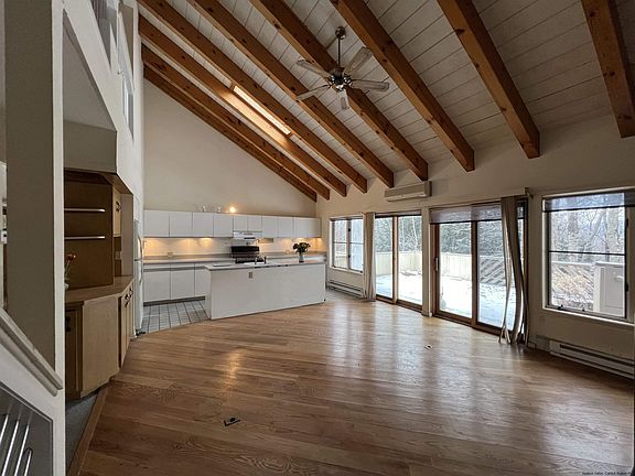 5th image of 132 Pines Drive #6-8