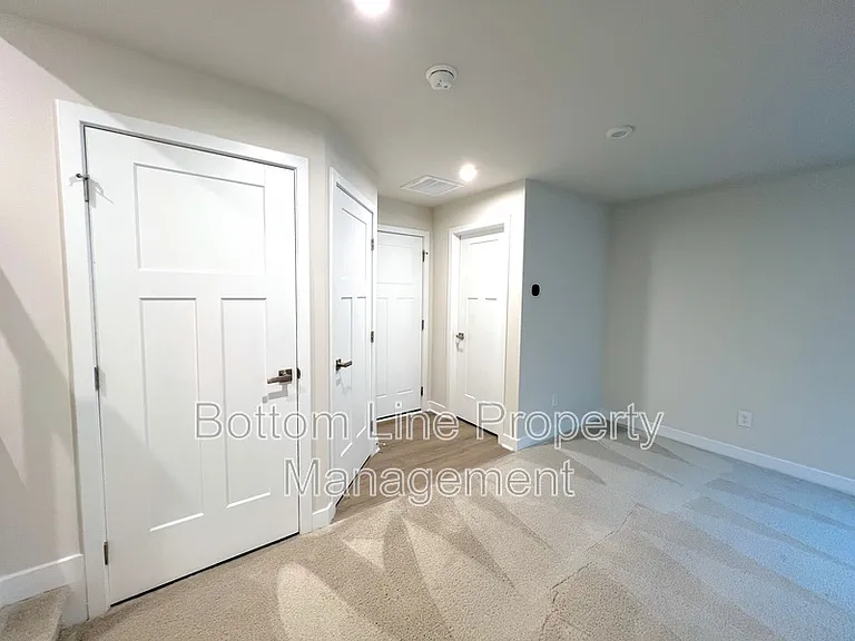 9416 Mallard Mills Dr — Photo 26