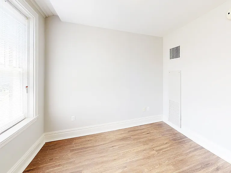 Dining/Living room