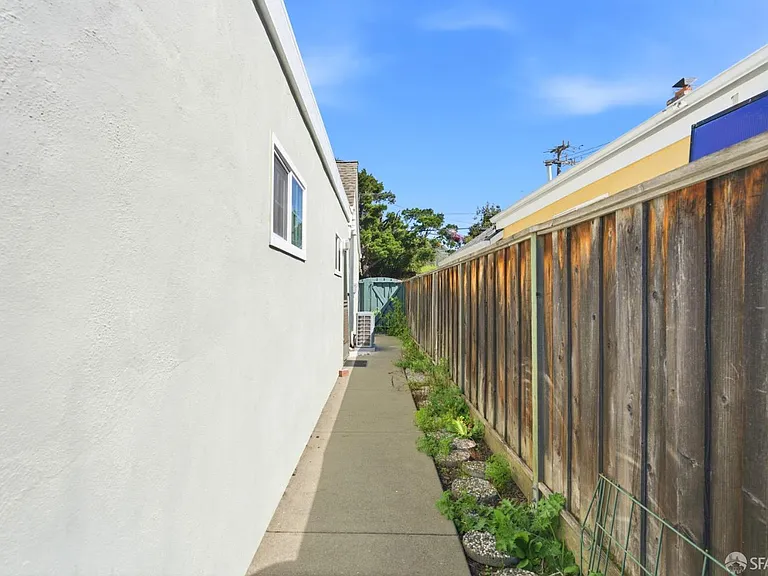 5880 Olinda Rd — Photo 28