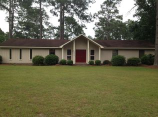 2414 Treeview Dr, Valdosta, GA 31601