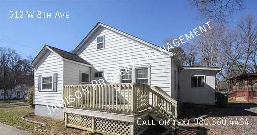 512 W 8th Ave