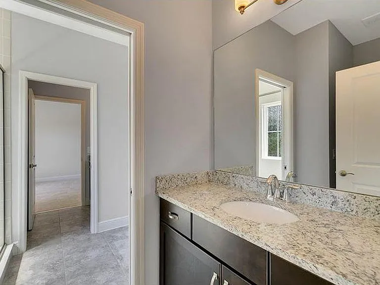 2813 Roseglen Way — Photo 8