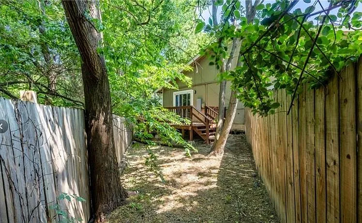 2702 Little Valley Cv #A — Photo 17