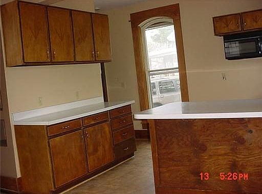 4th image of 634 N Cochran Ave
