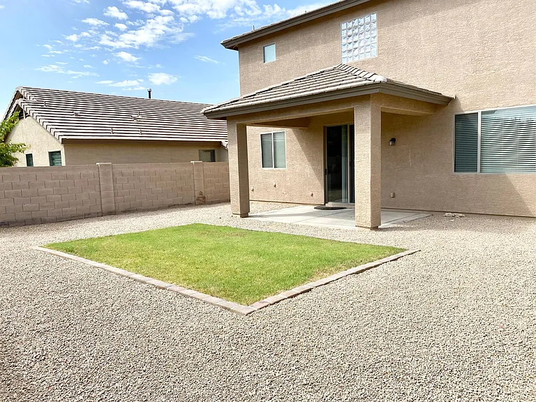 29525 N Smokey Ln — Photo 21