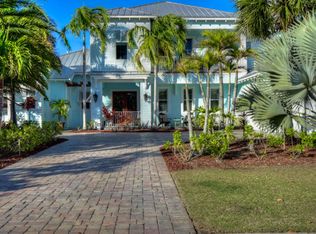 613 Balibay Rd, Apollo Beach, FL 33572