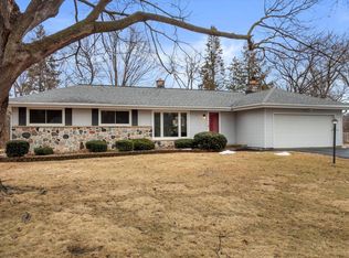 5670 S 121st St, Hales Corners, WI 53130