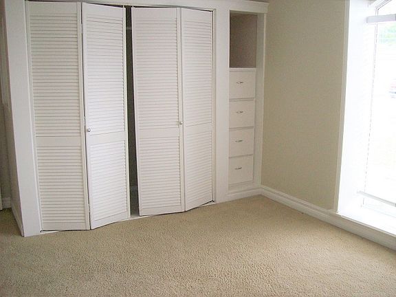 5th image of 1718 NW Kinyon Ave