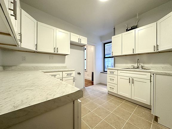 3rd image of 295 Convent Ave #44B