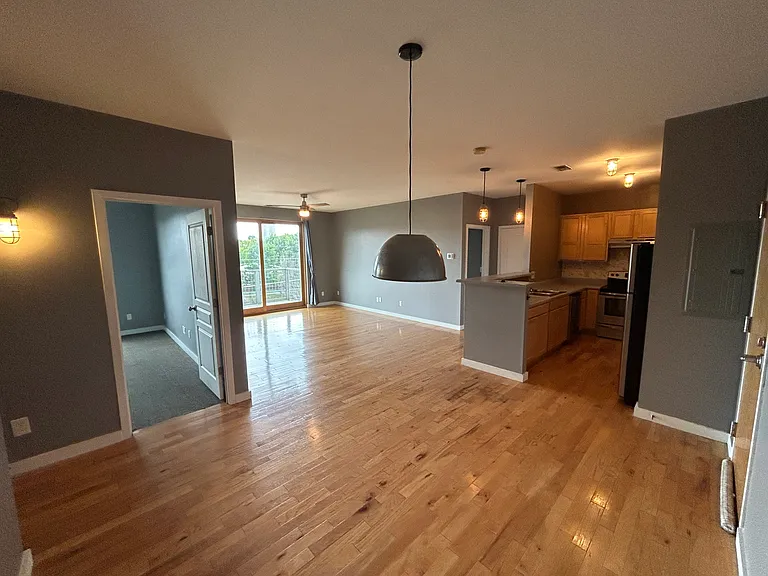 1609 Long St #303 — Photo 3
