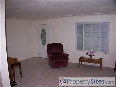 2nd image of 423 W Franklin St