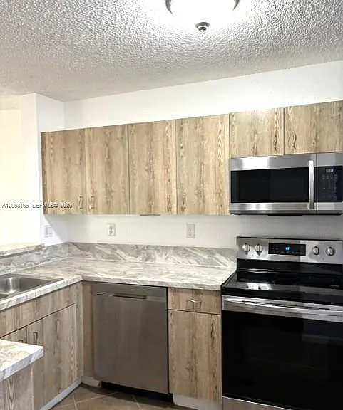 14367 SW 120th Ct #37 — Photo 4