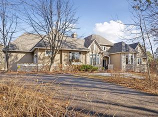 8260 21st St N, Lake Elmo, MN 55042