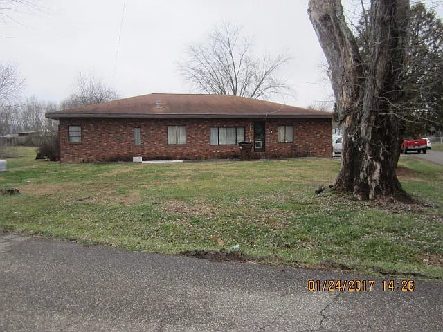 237 Trenton St photo 1
