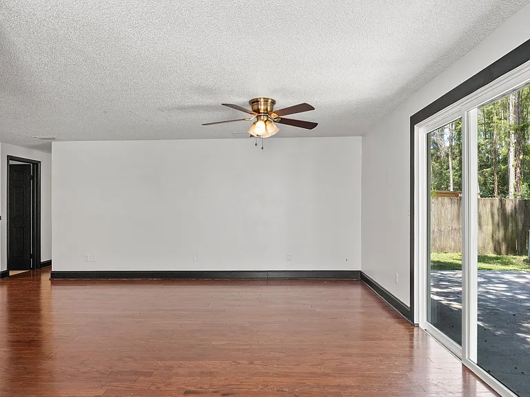12419 Hidden Brook Dr — Photo 11