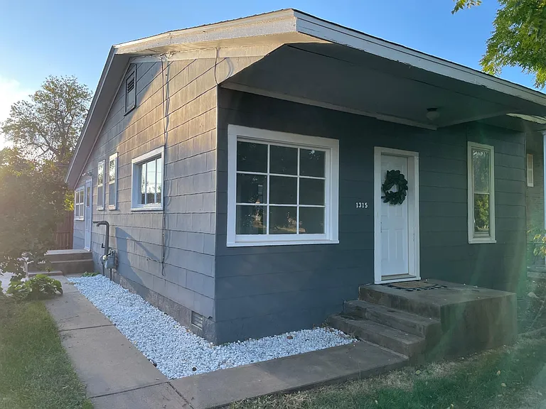 1315 N 5th St — Photo 3