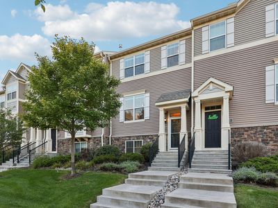 8933 SW Village Loop, Chanhassen, MN, 55317