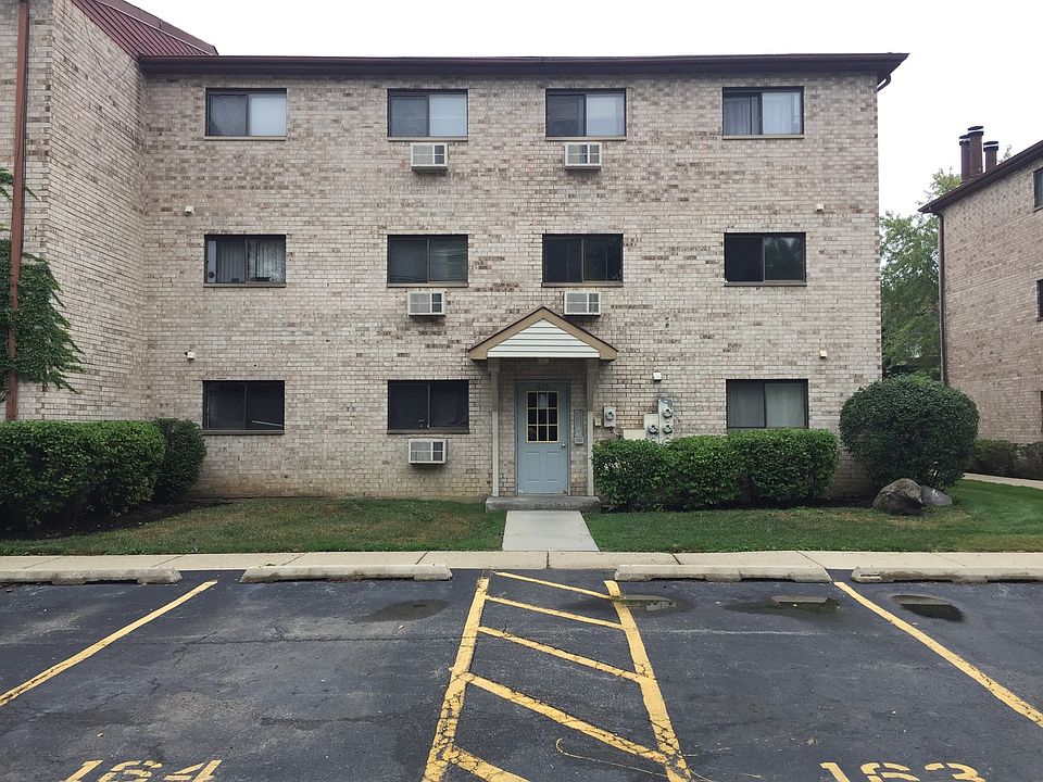1st image of 425 E Osage Ln APT 1A