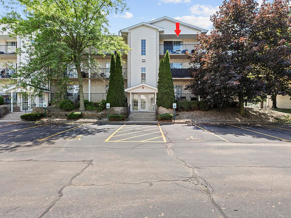 1st image of 400 Sturdy Rd APT 5B