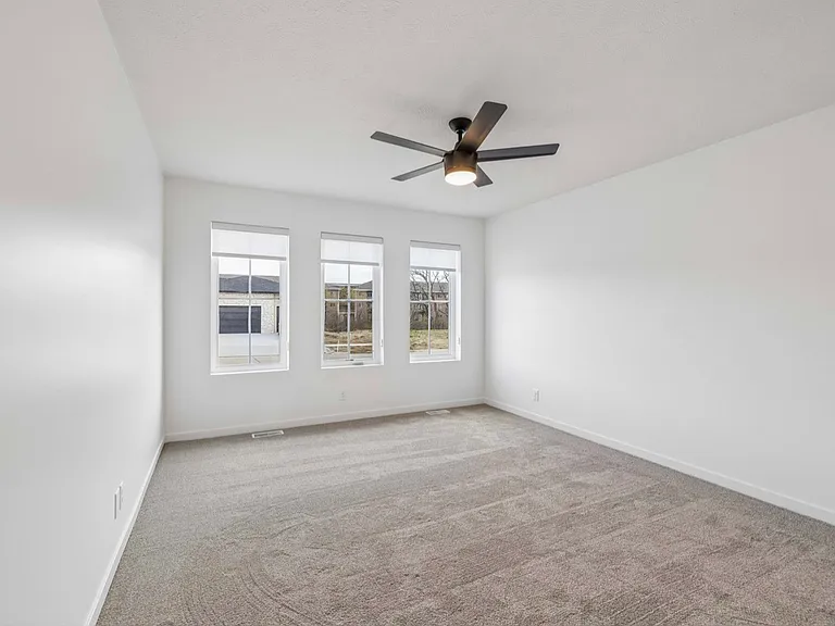 Castle Pine Dr — Photo 27
