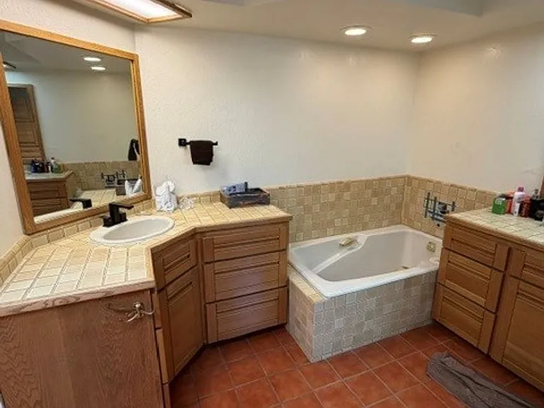 775 Hillcrest Way — Photo 13