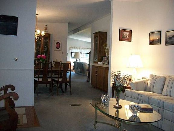 2nd image of 468 Tomy Lee Ln
