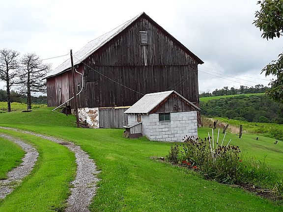 Barn built 1917.  Milkhouse.
