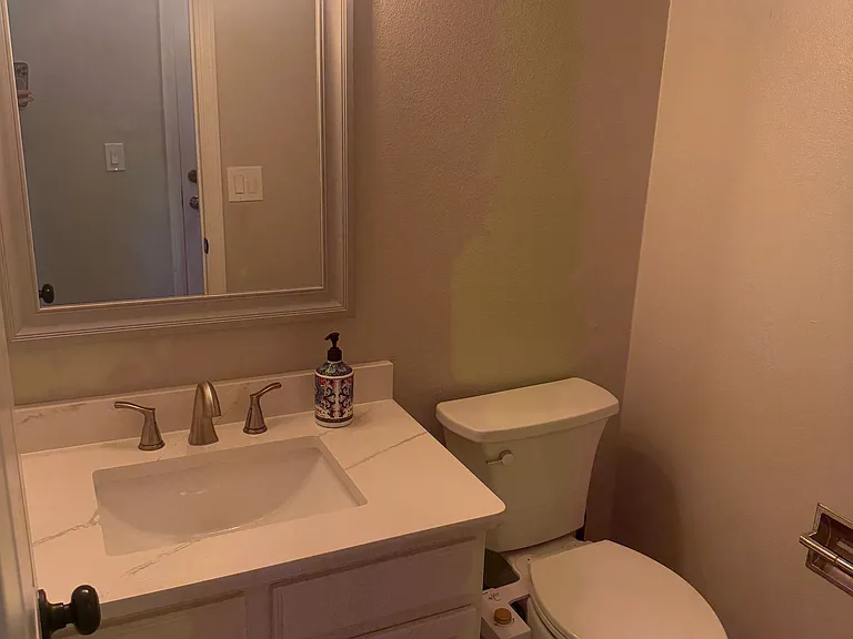 14602 E Bellewood Pl — Photo 6