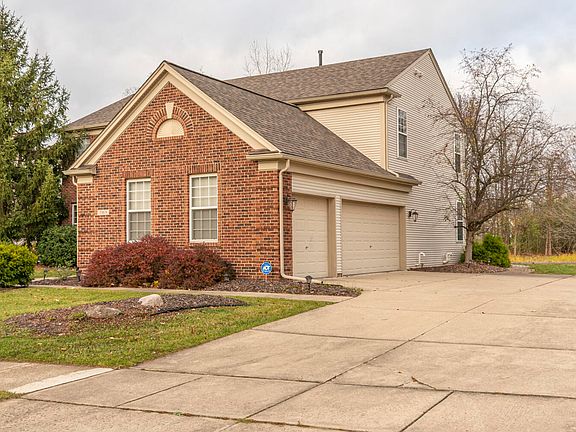 4th image of 7969 Creek Bend Dr
