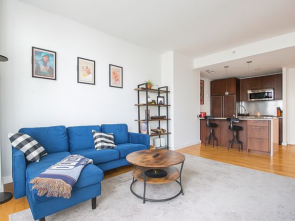 2nd image of 342 E 110th St #4C