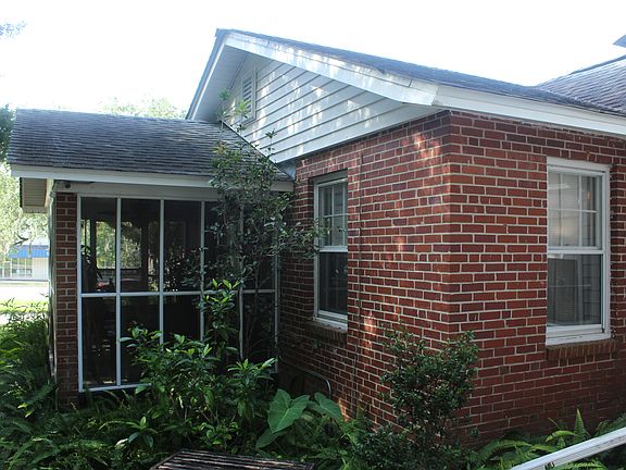 2nd image of 1132 E Tennessee St