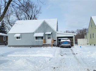 38 Sandra Dr, Cheektowaga, NY