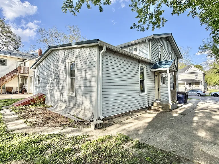 330 Lincoln St #2 — Photo 13