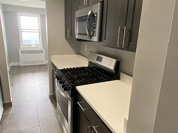 3rd image of 1841 Central Park Ave #19