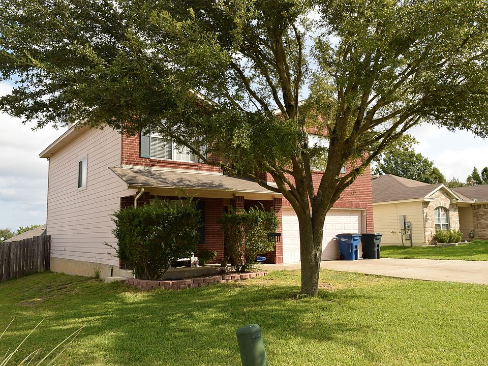 2nd image of 1636 Sunnycrest Cir