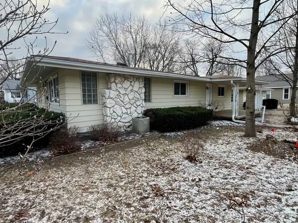 214 W 7th St, Veedersburg, IN 47987