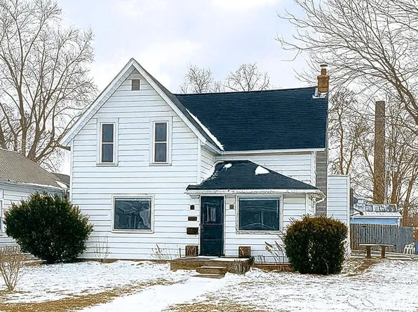 202 E Ellsworth St, Columbia City, IN 46725